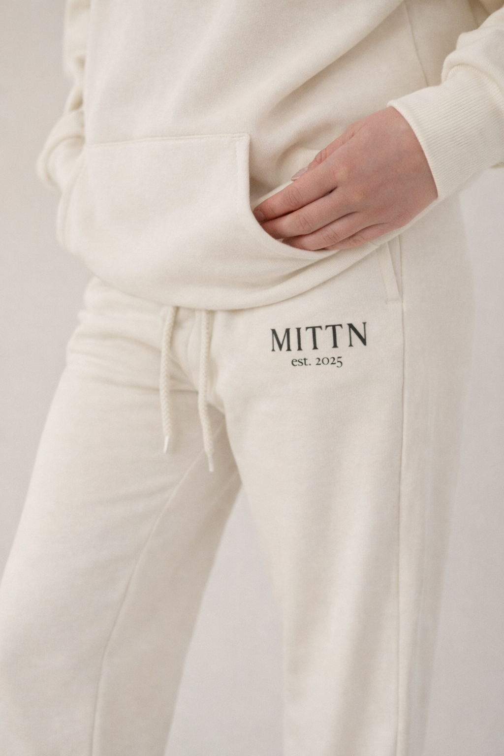 Women's MITTN Est. Cuffed Joggers